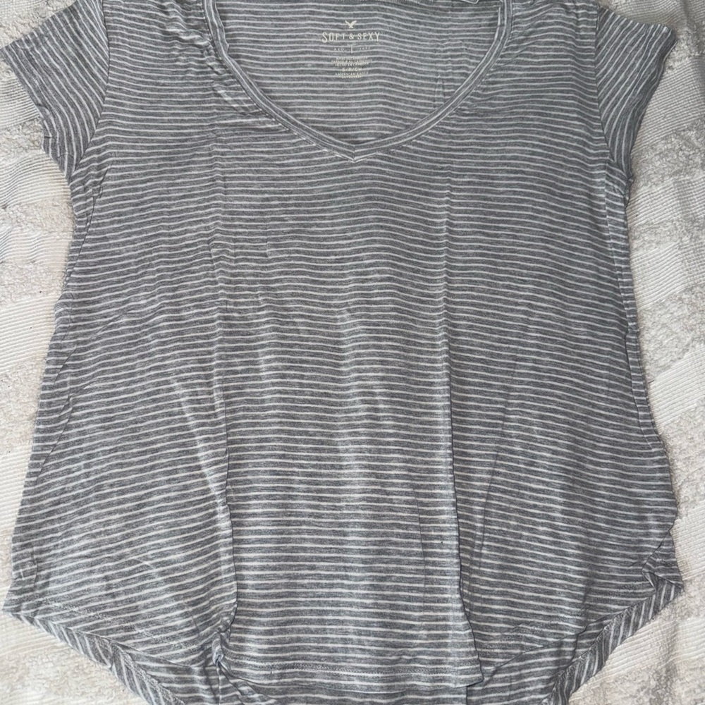 American Eagle Outfitters Gray and White Cap Sleeve T-Shirt